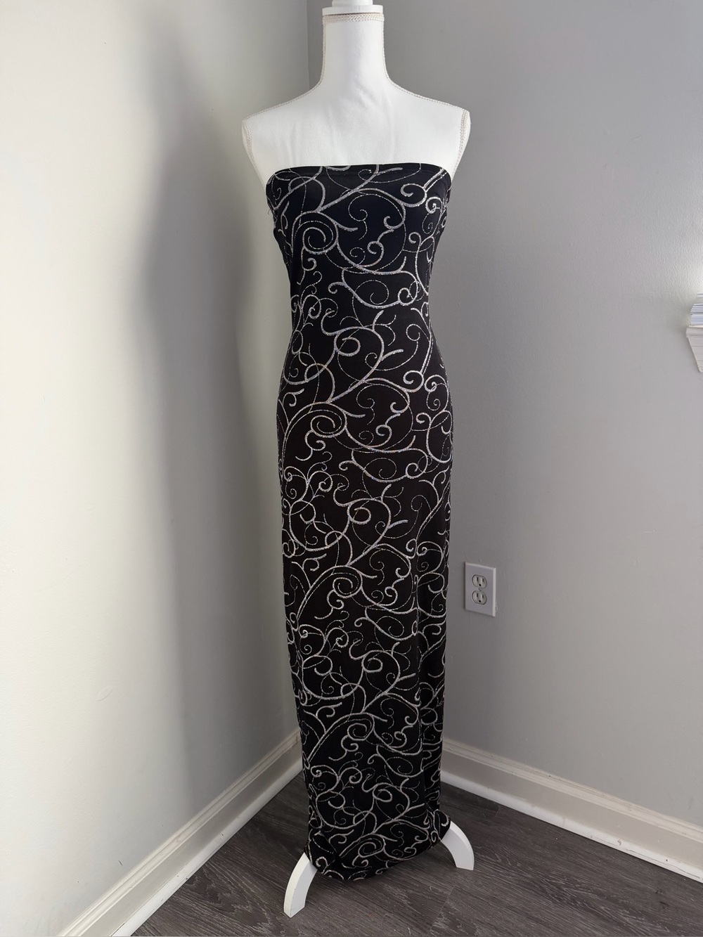 Vintage Cache  McClintock Black Strapless Gown